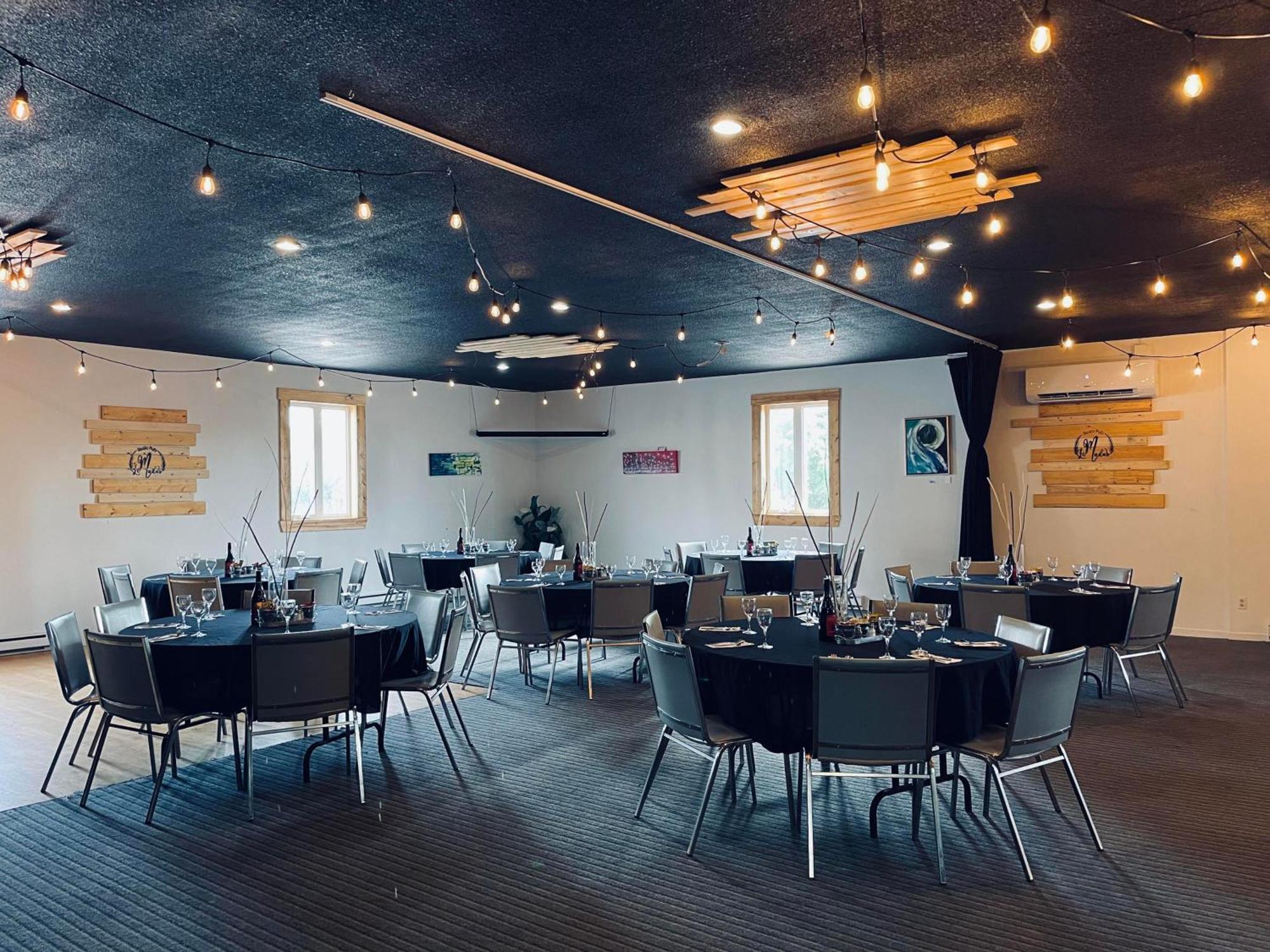 Resto Pub Motel Le Madub L'Isle-Verte Kültér fotó
